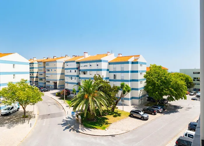 Blue Sea Ii * Carcavelos (Lisbon)